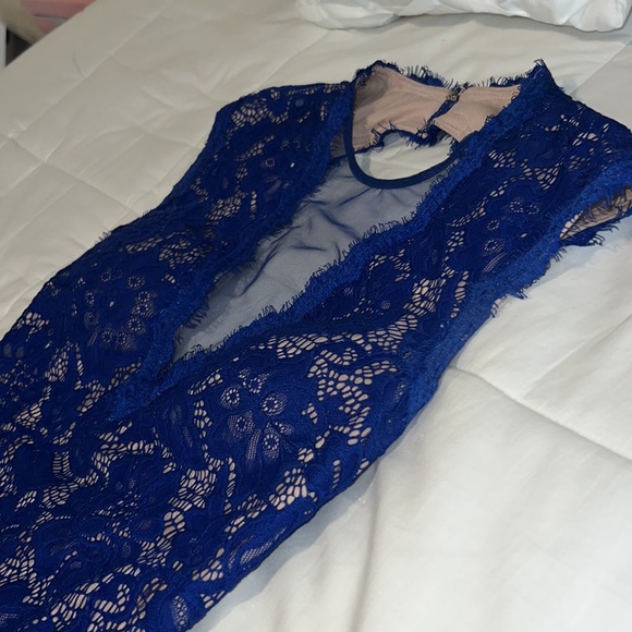 Betsy & Adam royal blue lace long evening gown black tie gala form fitting sz 0 - Picture 9 of 15